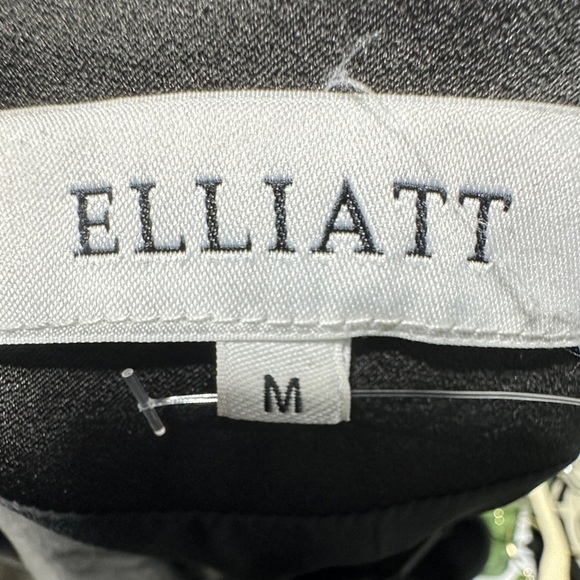 Elliatt | Amari Off the Shoulder Wide Leg Stain Jumpsuit - Picture 6 of 6